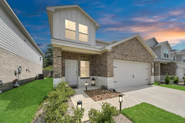 $2,100 | 22654 Winter Maple Trail, Spring, TX 77373