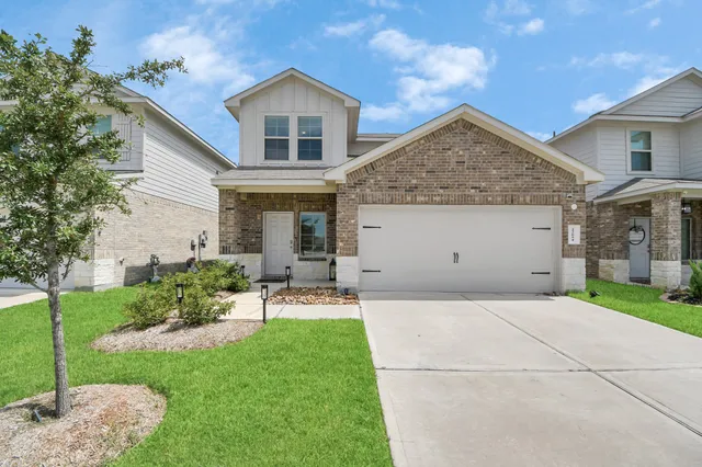 $2,100 | 22654 Winter Maple Trail, Spring, TX 77373
