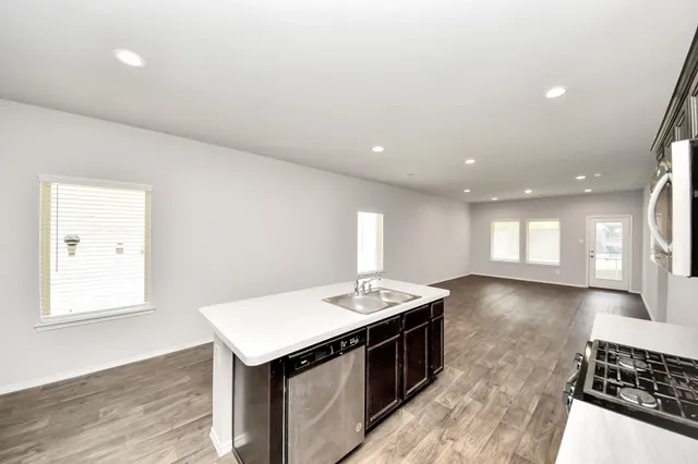 $2,100 | 22654 Winter Maple Trail, Spring, TX 77373