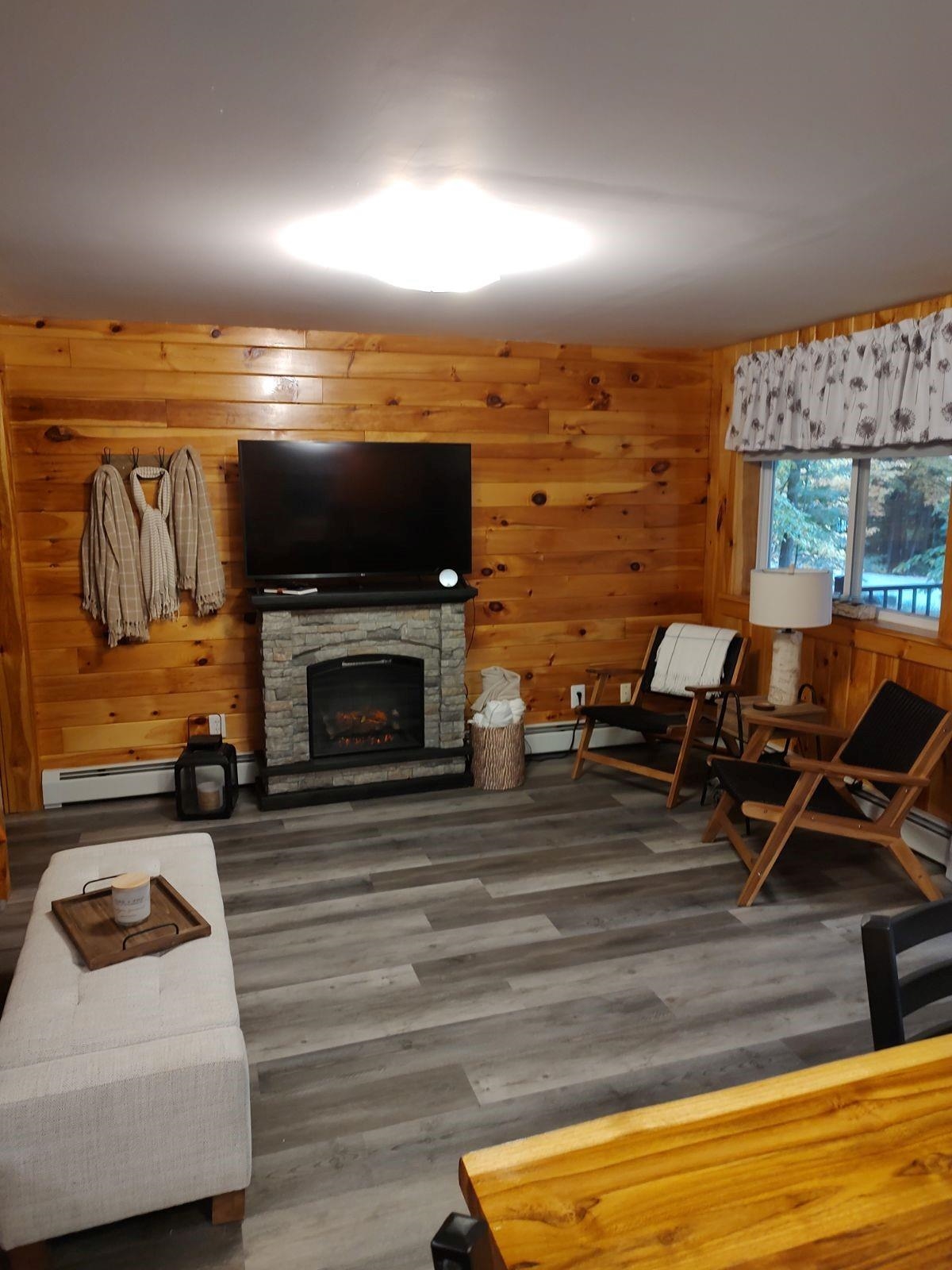 77 Eidelweiss Drive Madison, NH 03849 - Photo 3 of 36