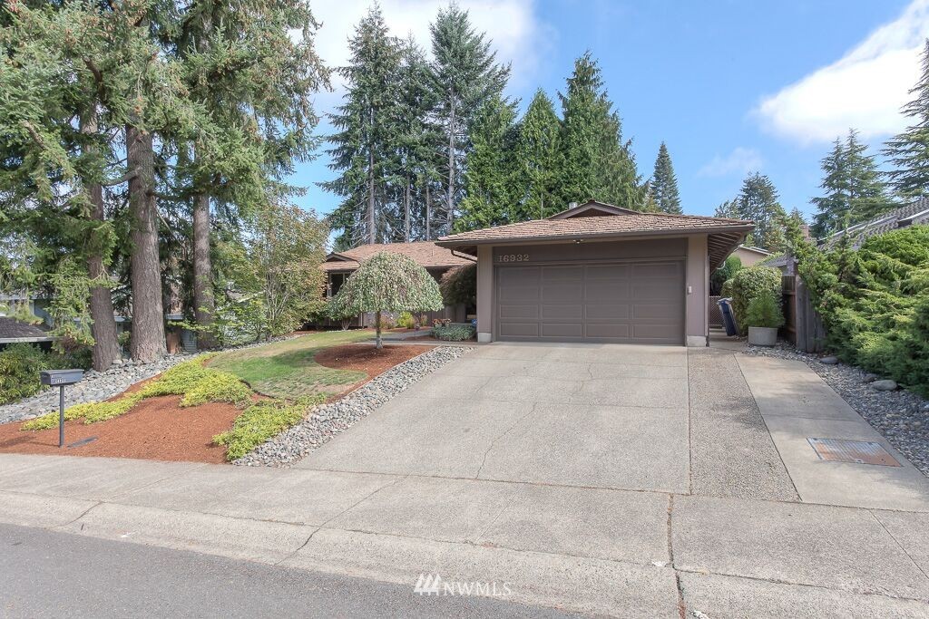 16932 155th Place Southeast Renton, WA 98058 - Photo 1 of 21 Gallery Image 1