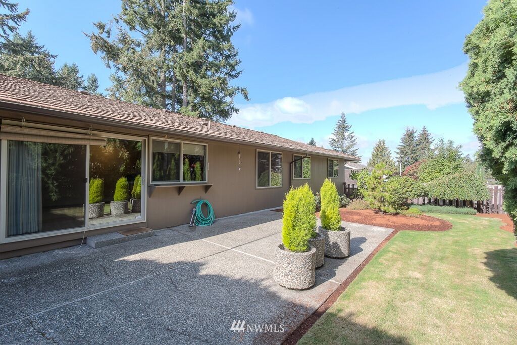 16932 155th Place Southeast Renton, WA 98058 - Photo 18 of 21 Gallery Image 18
