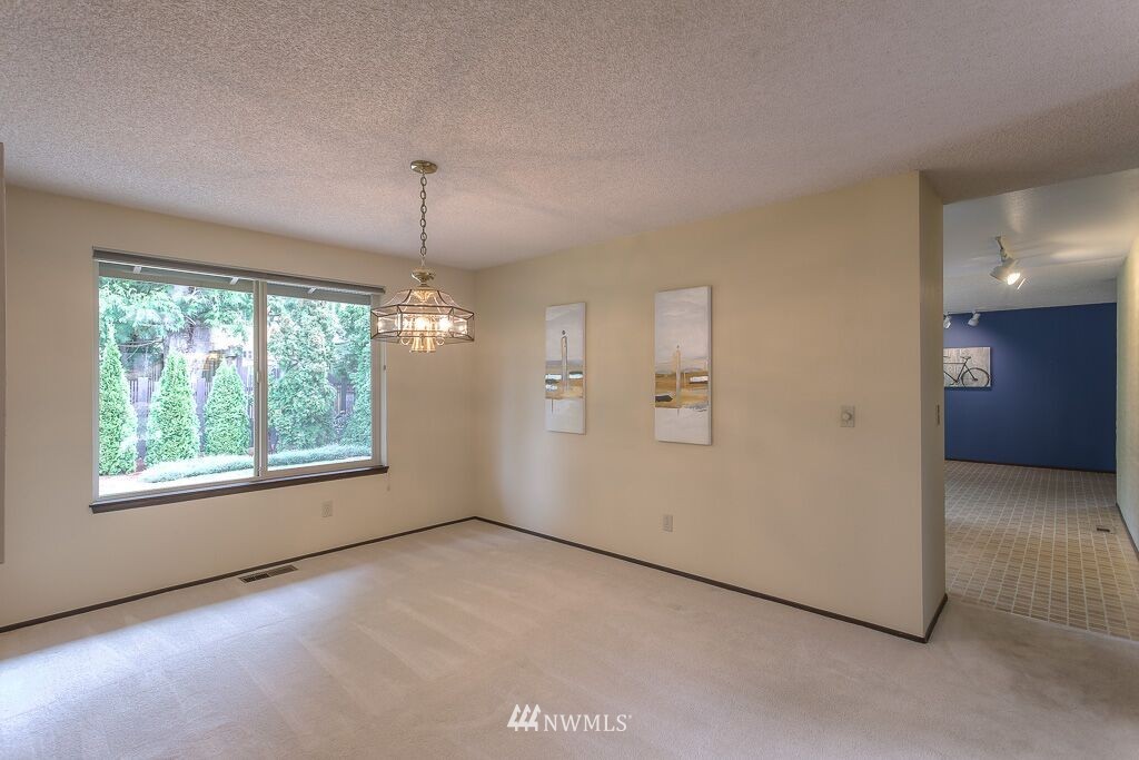 16932 155th Place Southeast Renton, WA 98058 - Photo 8 of 21 Gallery Image 8