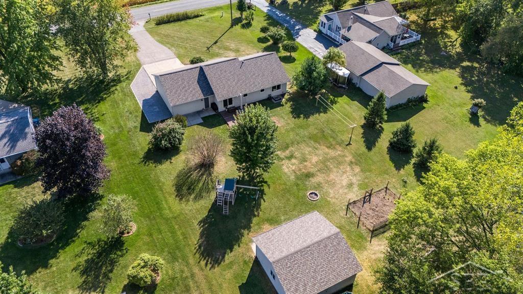 1609 East Stewart Road Midland, MI 48640 - Photo 39 of 40 50155875-fd9d6848-bd23-457c-b295-cfd5897f07e8.JPG
