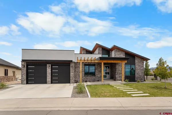 $1,250,000 | 3037 Sleeping Bear Road, Montrose, CO 81401