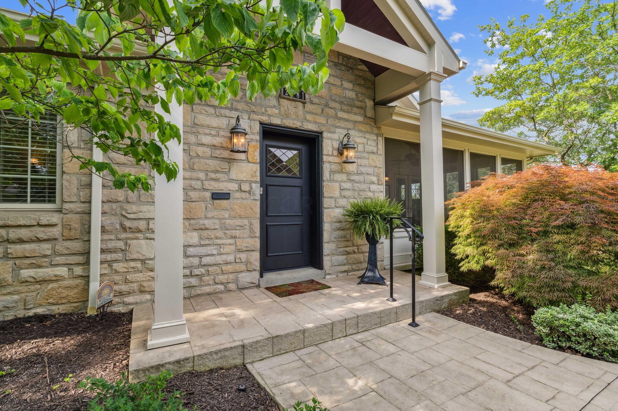 2481 Farleigh Road Columbus, OH 43221 - Photo 8 of 84 Front Porch