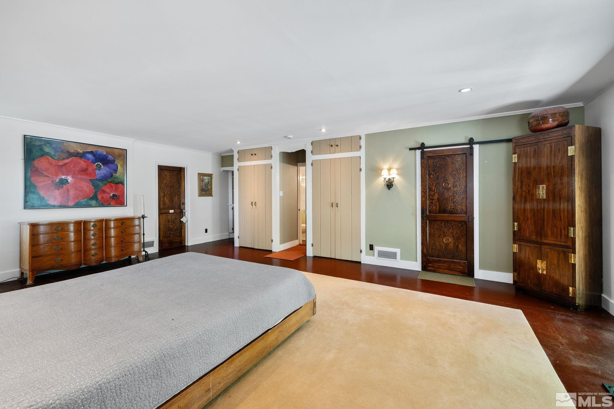 1555 Marsh Avenue Reno, NV 89509 - Photo 25 of 66 Photo 20