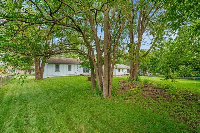 $195,000 | 6103 East 152nd Street, Grandview, MO 64030