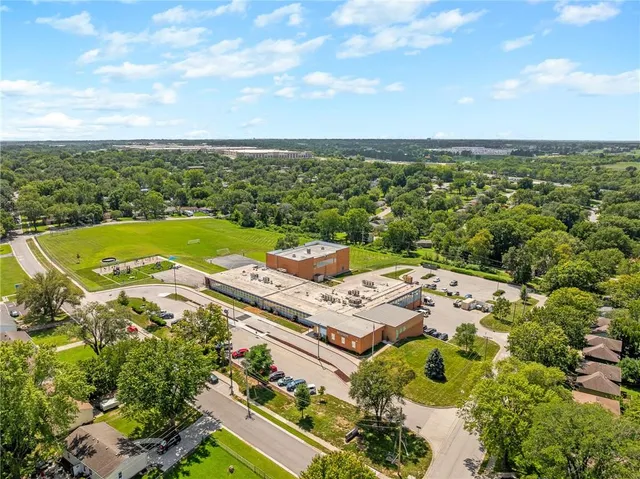 $195,000 | 6103 East 152nd Street, Grandview, MO 64030