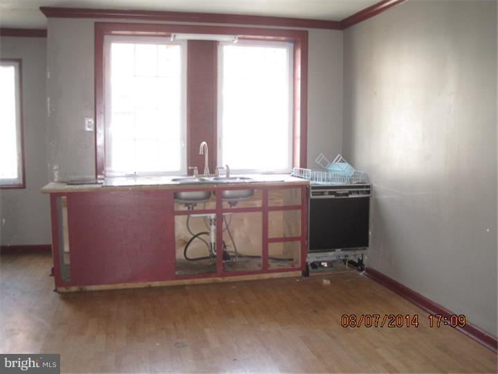145 Laurel Road Sharon Hill, PA 19079 - Photo 2 of 5 Gallery Image 2