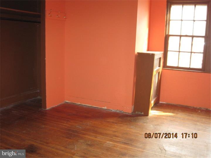 145 Laurel Road Sharon Hill, PA 19079 - Photo 3 of 5 Gallery Image 3