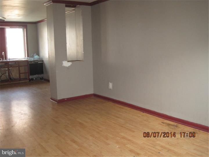 145 Laurel Road Sharon Hill, PA 19079 - Photo 4 of 5 Gallery Image 4
