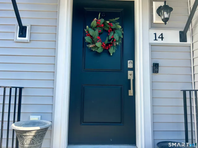 $699,000 | 14 East Cross Trail, Unit 14, Danbury, CT 06810