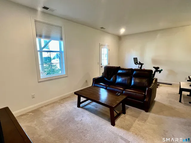 $699,000 | 14 East Cross Trail, Unit 14, Danbury, CT 06810