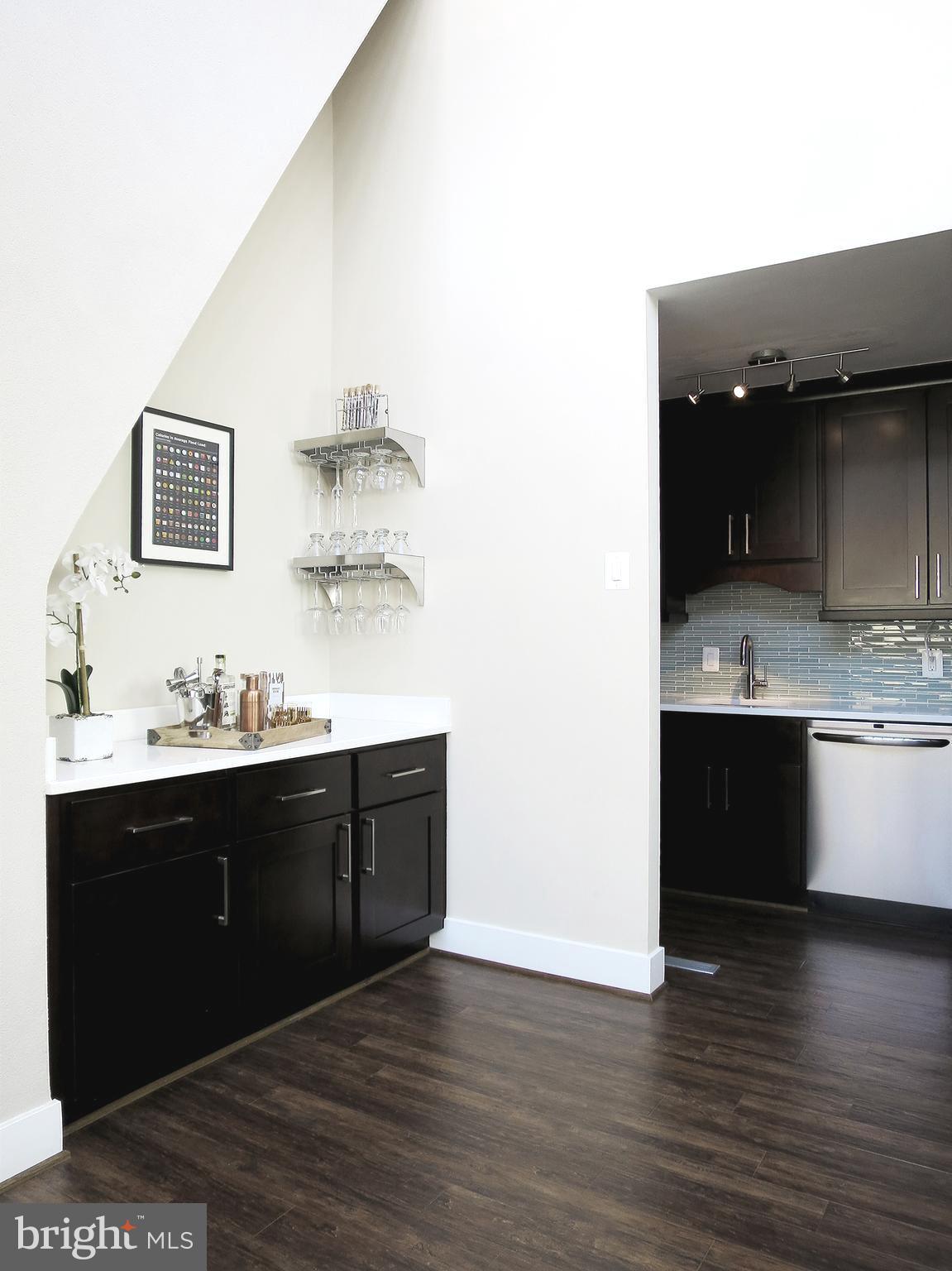 3222 Cherry Hill Lane, Unit D2 Washington, DC 20007 - Photo 7 of 24 Built-ins