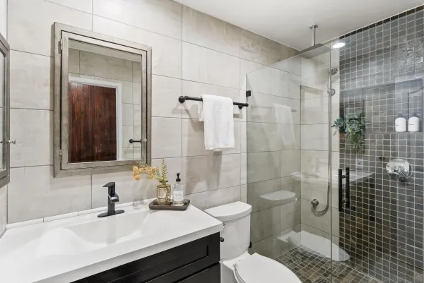 $575,000 | 1810 South El Camino Real, Unit 202, Encinitas, CA 92024