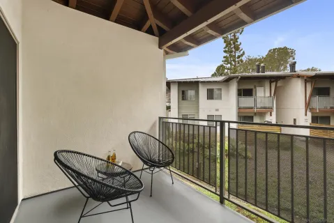 $575,000 | 1810 South El Camino Real, Unit 202, Encinitas, CA 92024
