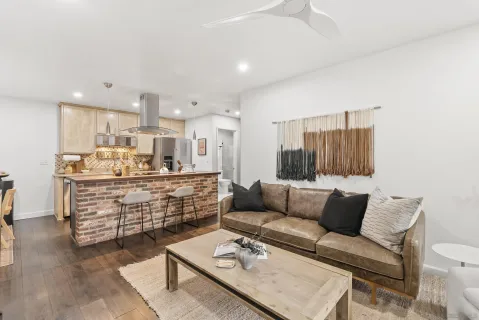 $575,000 | 1810 South El Camino Real, Unit 202, Encinitas, CA 92024