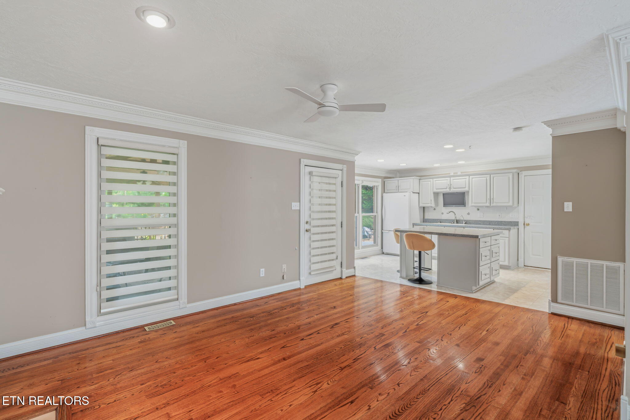 817 Tate Trotter Road Powell, TN 37849 - Photo 13 of 52 13-web-or-mls-817 Tate Trotter Road-6