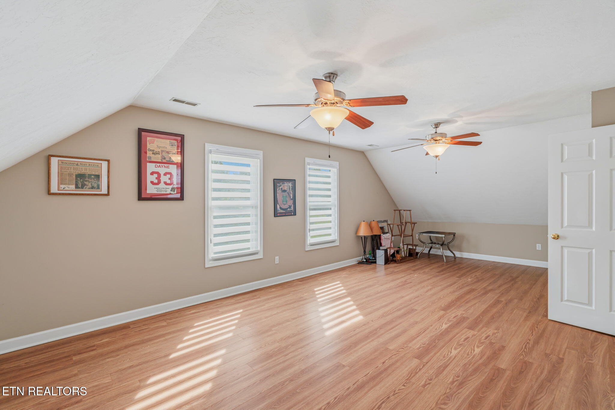 817 Tate Trotter Road Powell, TN 37849 - Photo 25 of 52 25-web-or-mls-817 Tate Trotter Road-18
