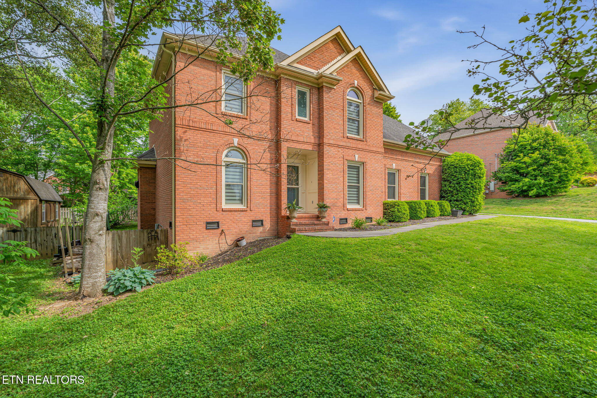 817 Tate Trotter Road Powell, TN 37849 - Photo 4 of 52 4-web-or-mls-817 Tate Trotter Road-50