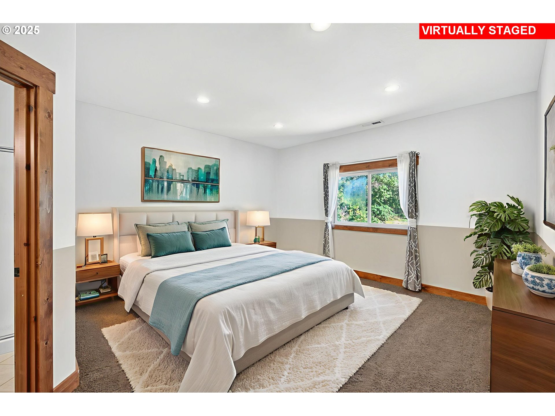 15047 South Macksburg Road Mulino, OR 97042 - Photo 43 of 48 a bedroom with a large bed and a potted plant