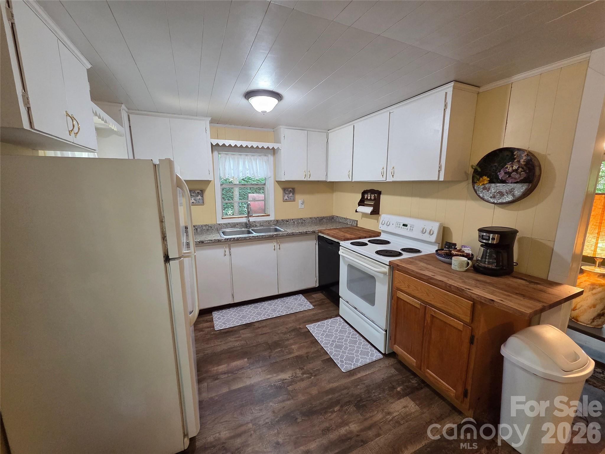 61 Huffman Road Asheville, NC 28806 - Photo 6 of 17