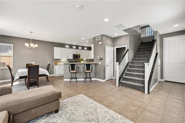 $625,000 | 5759 Mapleview Drive, Jurupa Valley, CA 92509