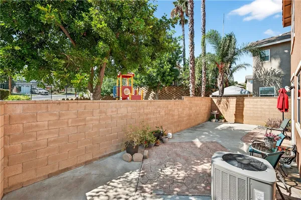 $625,000 | 5759 Mapleview Drive, Jurupa Valley, CA 92509