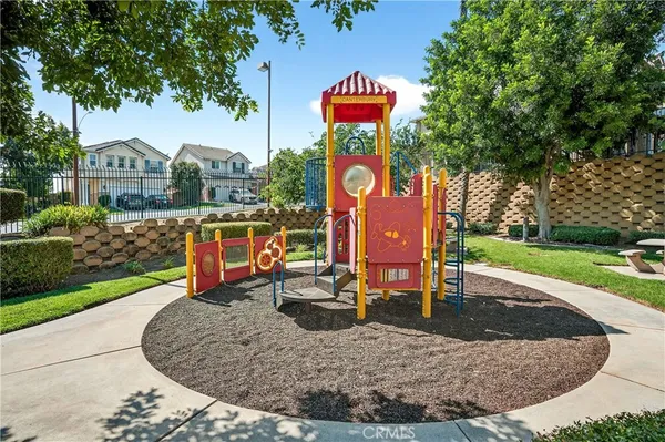 $625,000 | 5759 Mapleview Drive, Jurupa Valley, CA 92509