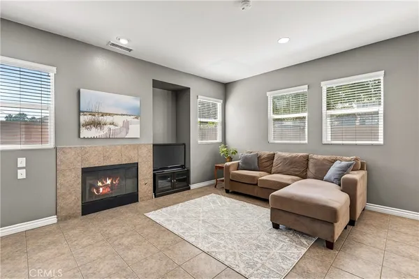$625,000 | 5759 Mapleview Drive, Jurupa Valley, CA 92509