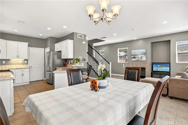 $625,000 | 5759 Mapleview Drive, Jurupa Valley, CA 92509