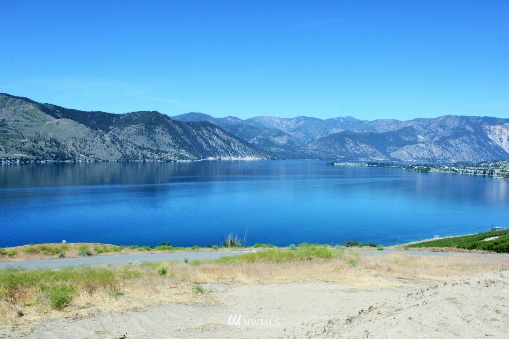 102 Winesap Road Chelan, WA 98816 - Photo 1 of 8 Gallery Image 1