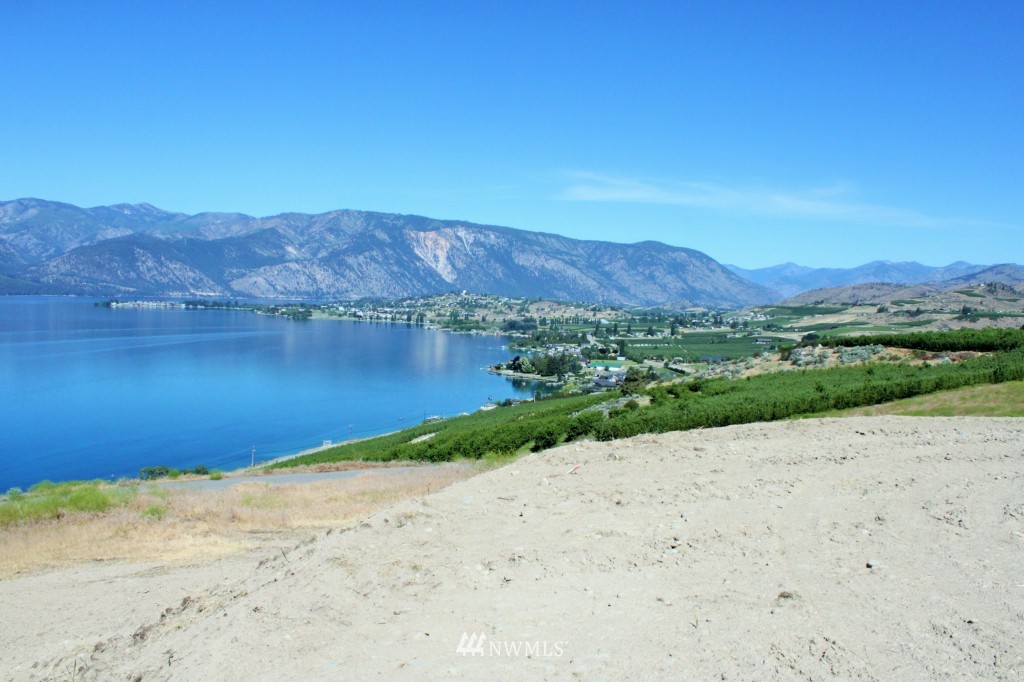 102 Winesap Road Chelan, WA 98816 - Photo 4 of 8 Gallery Image 4