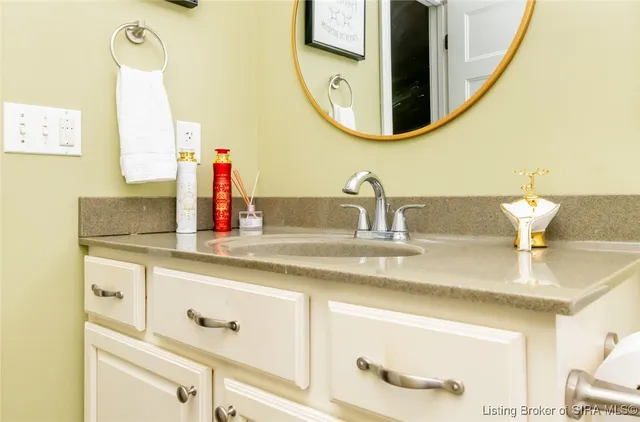 $299,900 | 972 James Avenue, Seymour, IN 47274