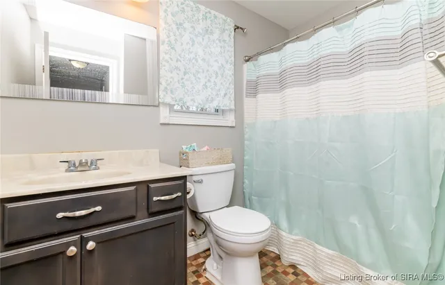 $299,900 | 972 James Avenue, Seymour, IN 47274