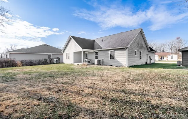 $299,900 | 972 James Avenue, Seymour, IN 47274
