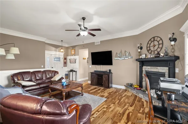 $395,000 | 5012 Oakhill Lane, Georgetown, IN 47122