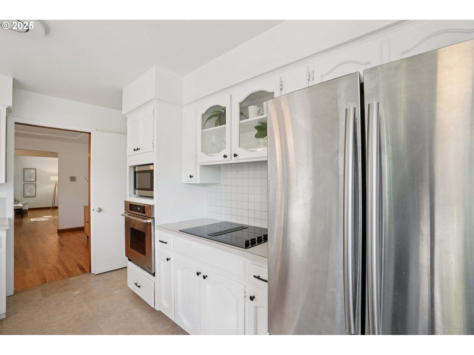 11851 Southeast Madison Street Portland, OR 97216 - Photo 17 of 47