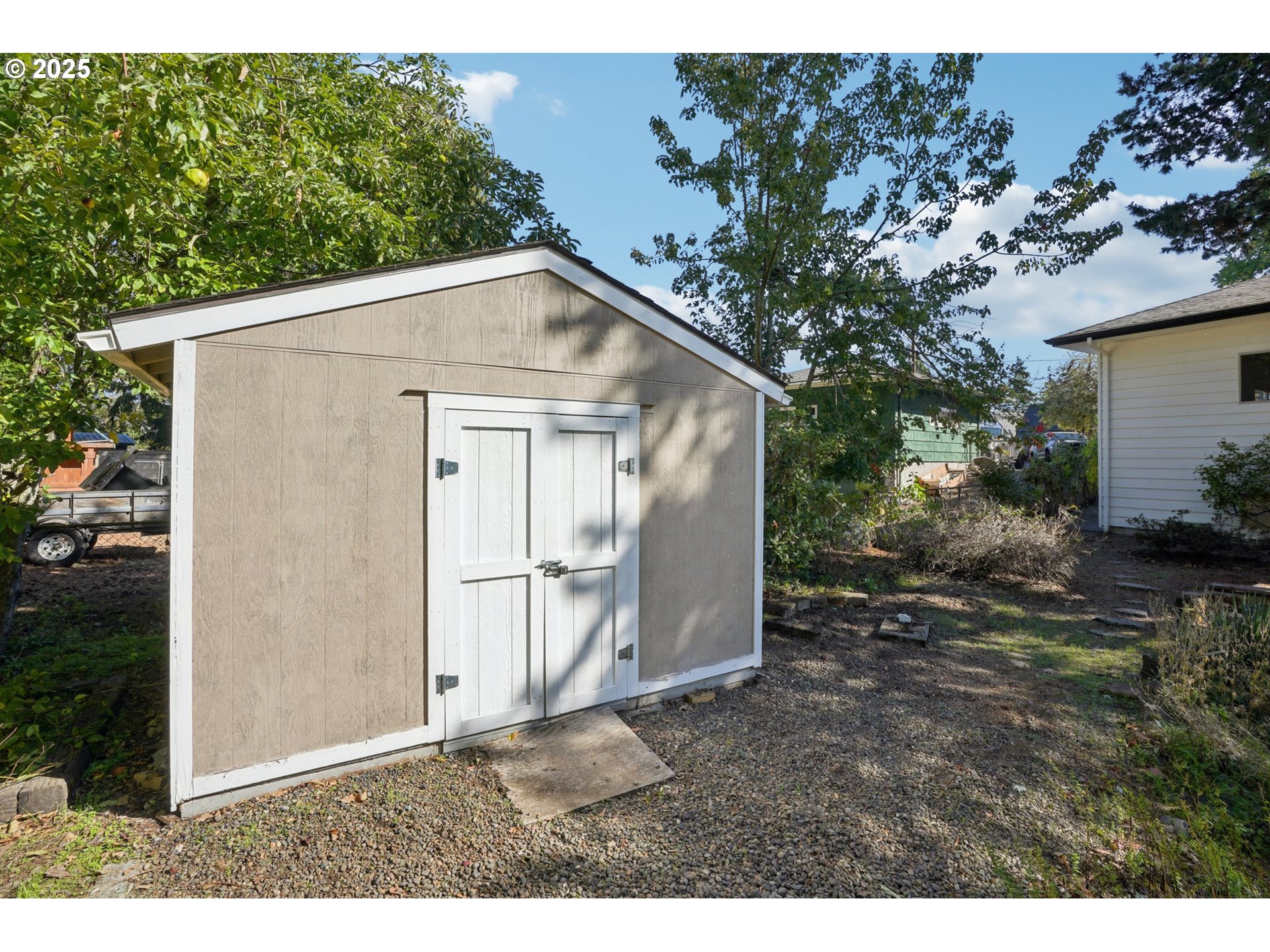 11851 Southeast Madison Street Portland, OR 97216 - Photo 40 of 47 Tool Shed