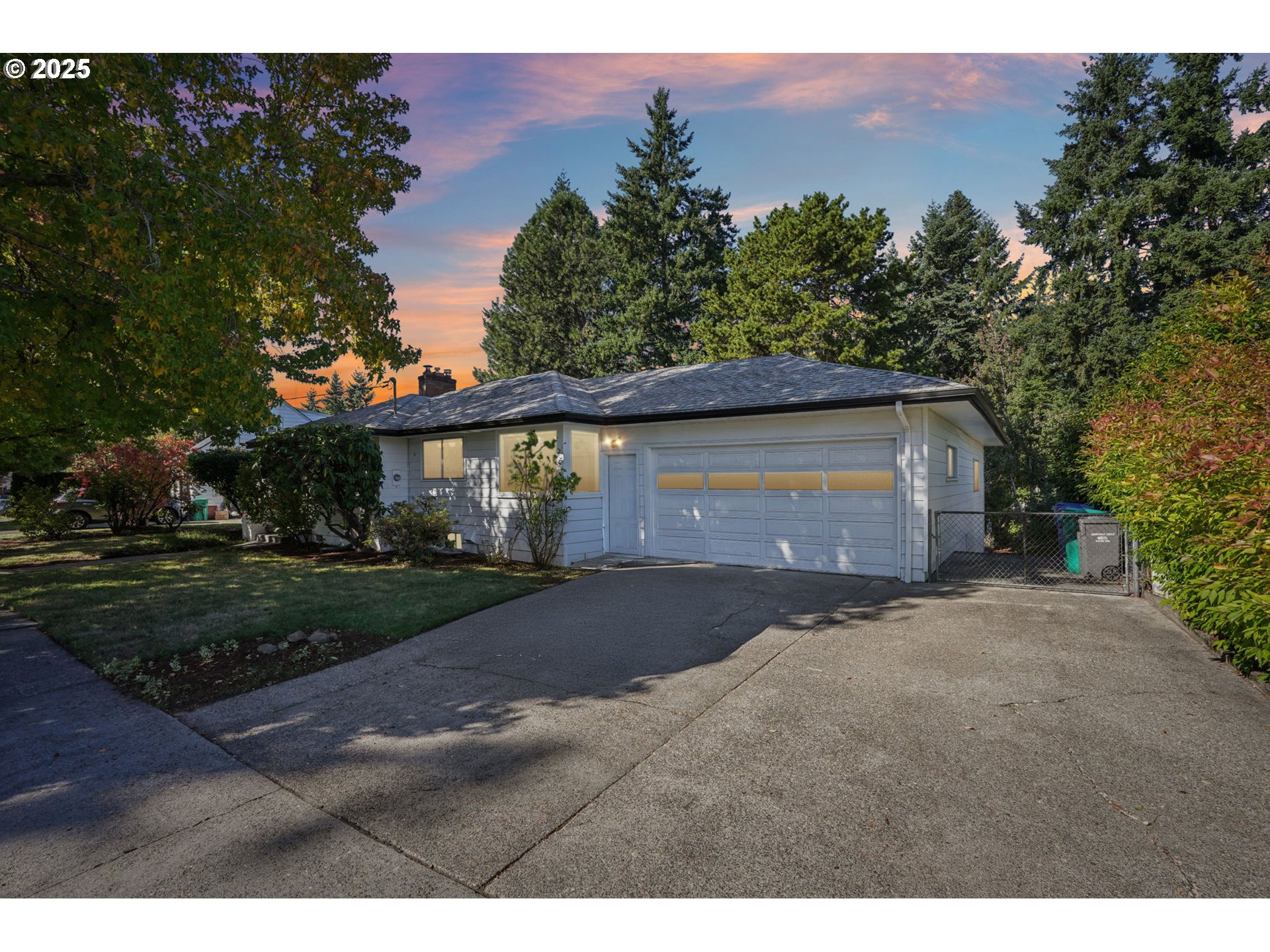 11851 Southeast Madison Street Portland, OR 97216 - Photo 42 of 47 RV Parking