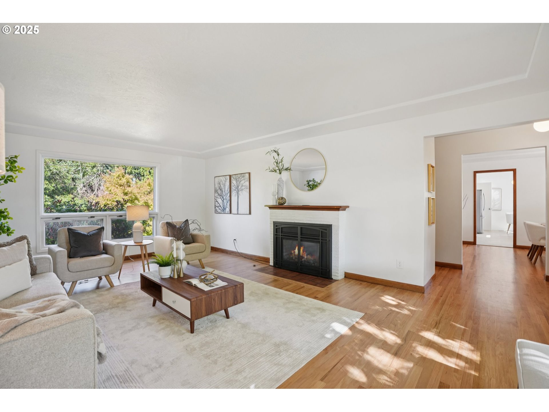 11851 Southeast Madison Street Portland, OR 97216 - Photo 8 of 47