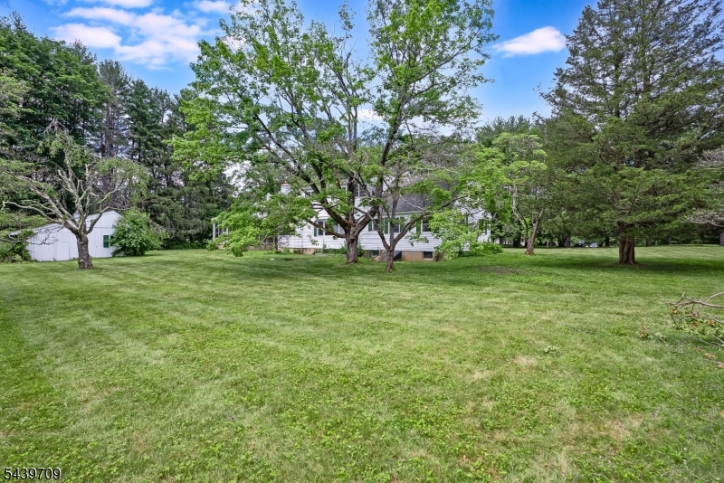 19 Yardley Road Mendham, NJ 07945 - Photo 40 of 41