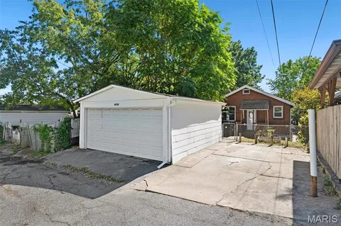 $228,000 | 4155 Utah Street, St. Louis, MO 63116