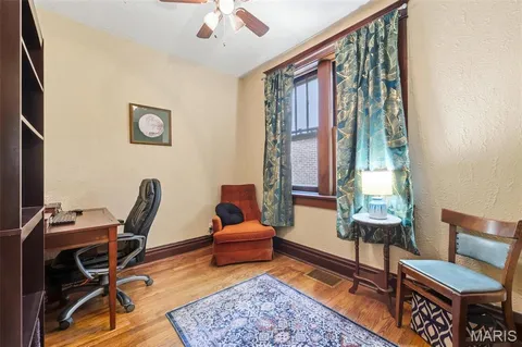 $228,000 | 4155 Utah Street, St. Louis, MO 63116