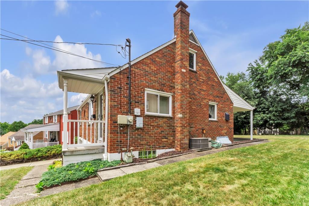 126 Seton Road Verona, PA 15147 - Photo 5 of 39 Gallery Image 5