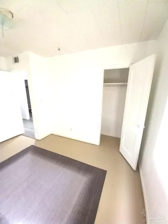 $1,500 | 4 Marine Drive, Pensacola, FL 32507