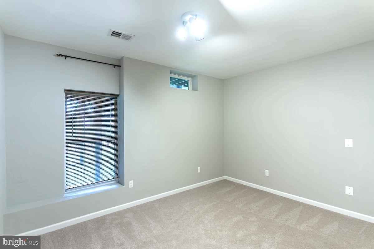 40506 Banshee Drive Leesburg, VA 20175 - Photo 28 of 36 Bedroom 5