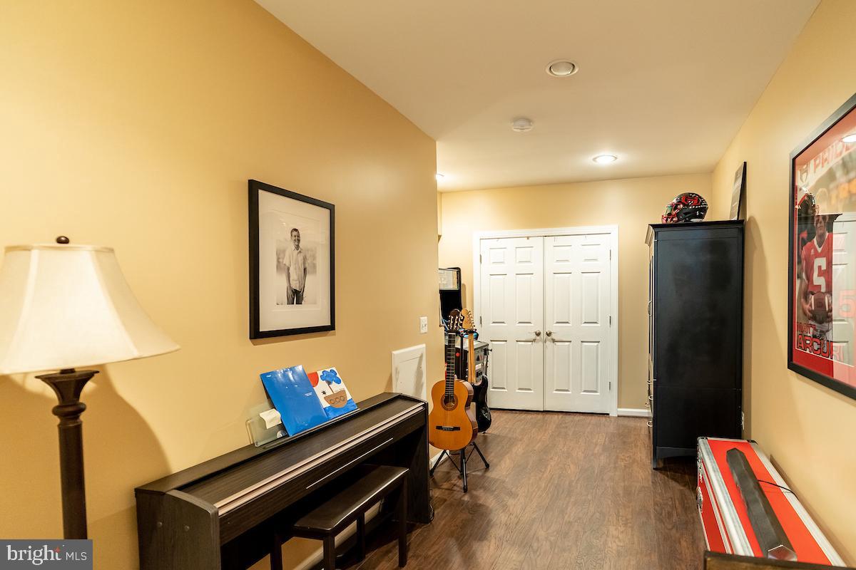 40506 Banshee Drive Leesburg, VA 20175 - Photo 30 of 36 Lower level flex space with hardwood floor