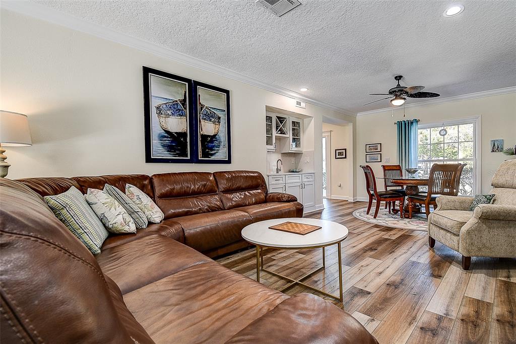1607 Gulf Road Tarpon Springs, FL 34689 - Photo 11 of 86 Gallery Image 11